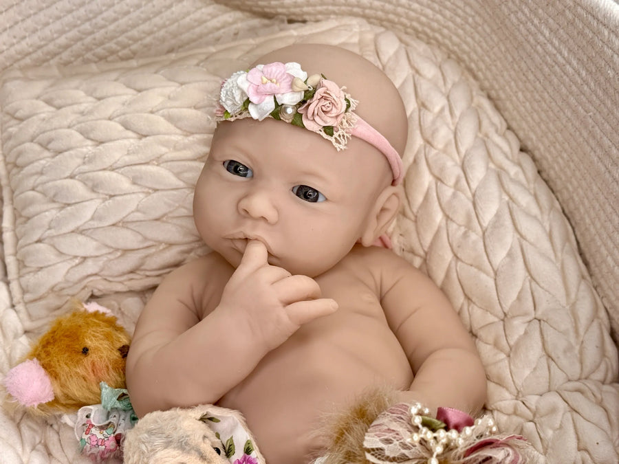 DAHLIA AWAKE