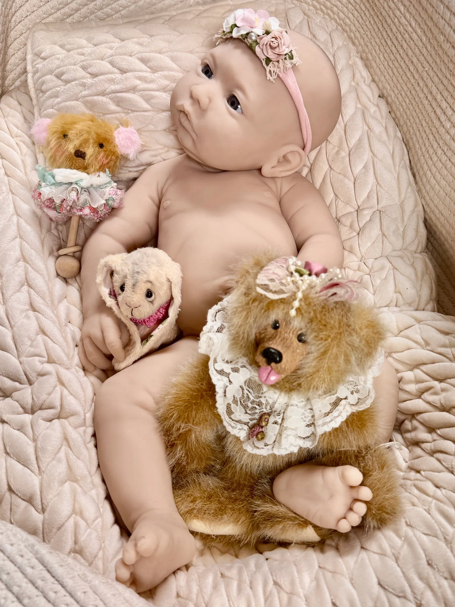DAHLIA AWAKE