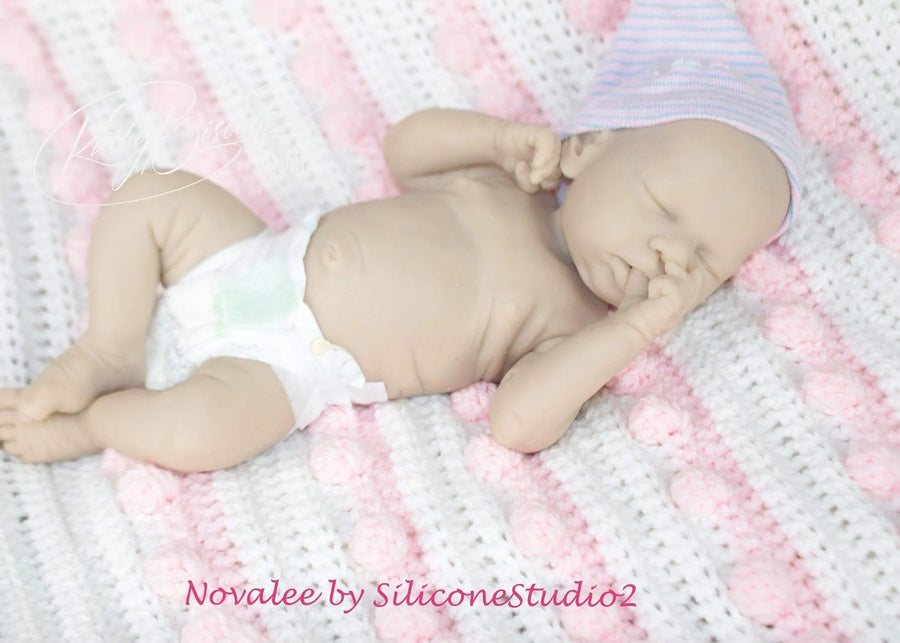 NOVALEE (girl) or LEE (boy)